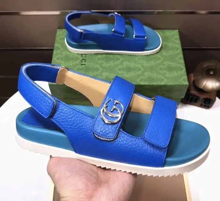 hype Gucci Sandals