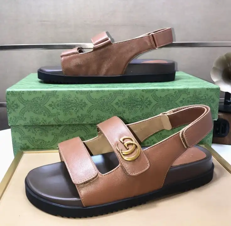 hype Gucci Sandals