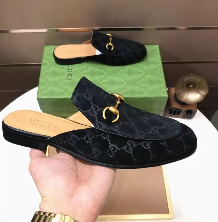 hype Gucci Slippers