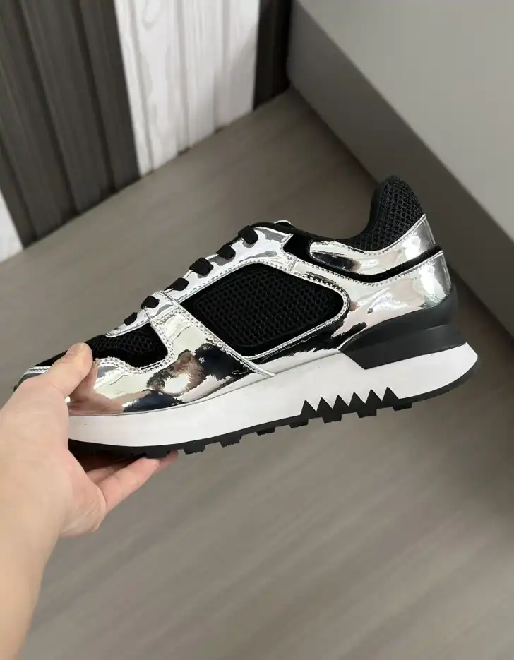 hype Givenchy Sneakers