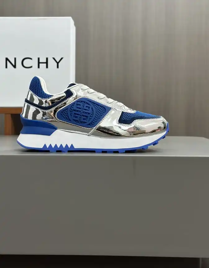 hype Givenchy Sneakers