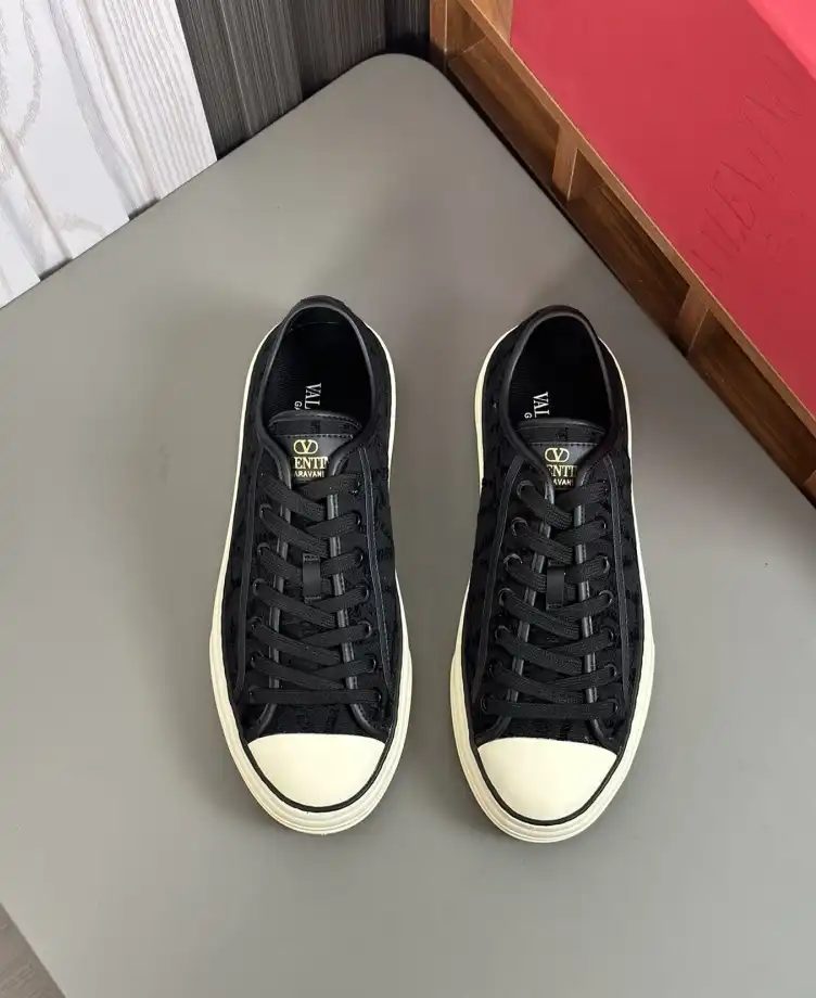 hype Valentino Casual Shoes