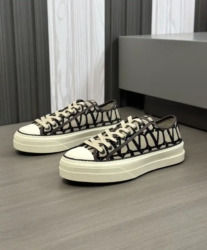 hype Valentino Casual Shoes