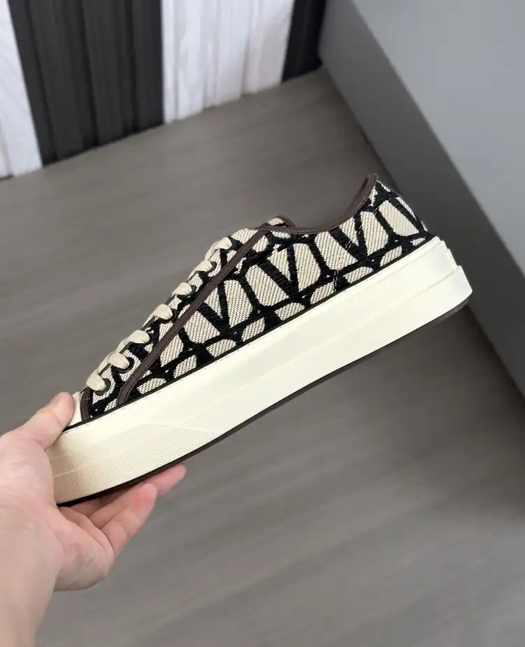 hype Valentino Casual Shoes