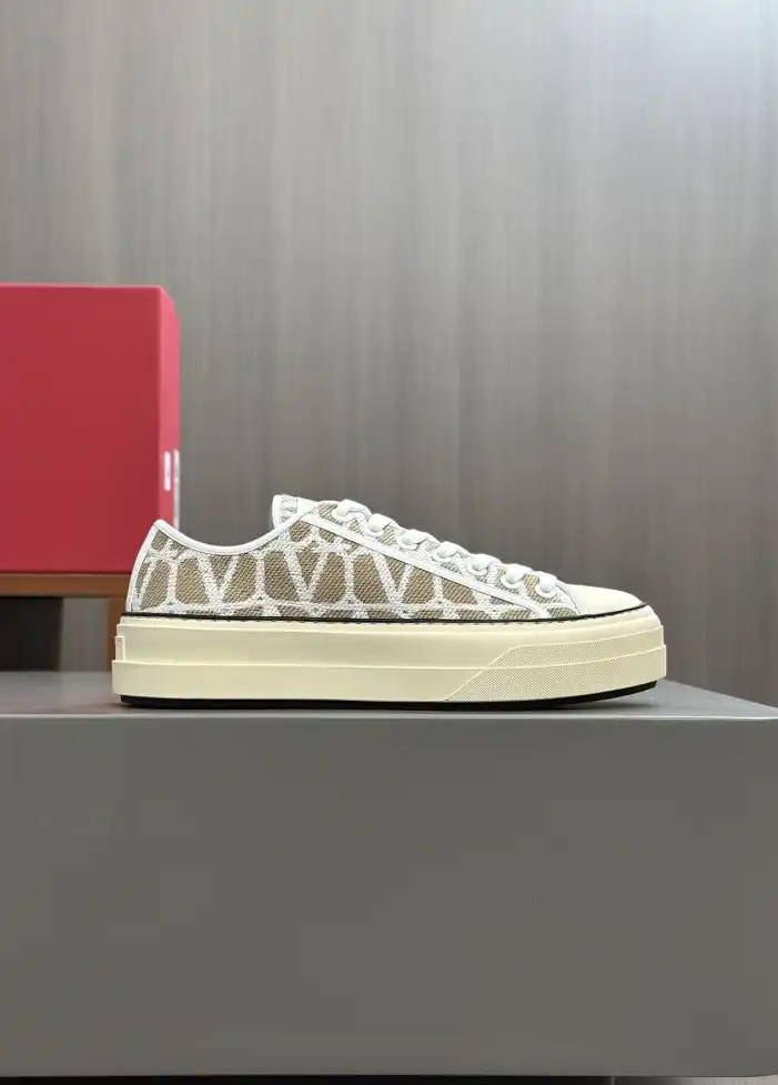 hype Valentino Casual Shoes