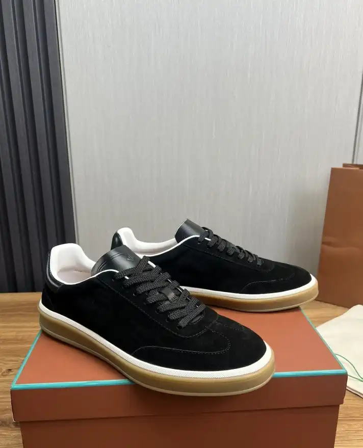 hype Prada Casual Shoes