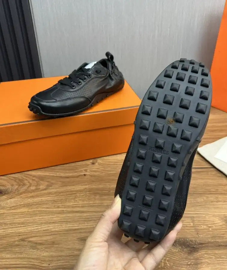 hype Hermes Casual Shoes