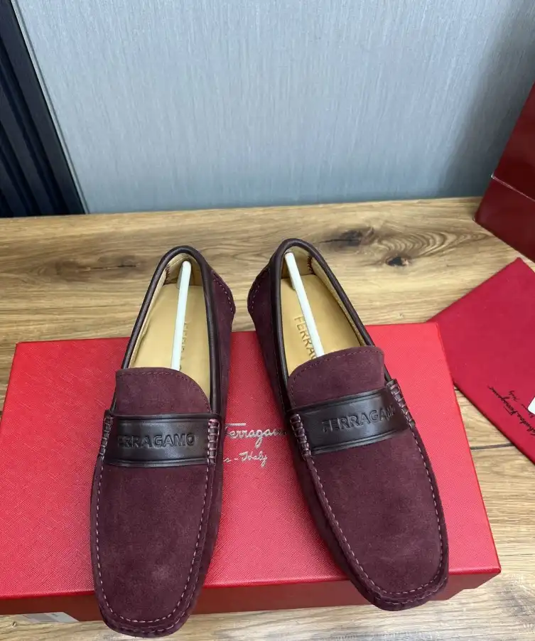 hype Ferragamo Leather Shoes