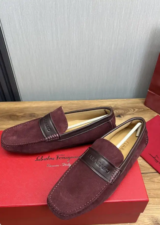 hype Ferragamo Leather Shoes