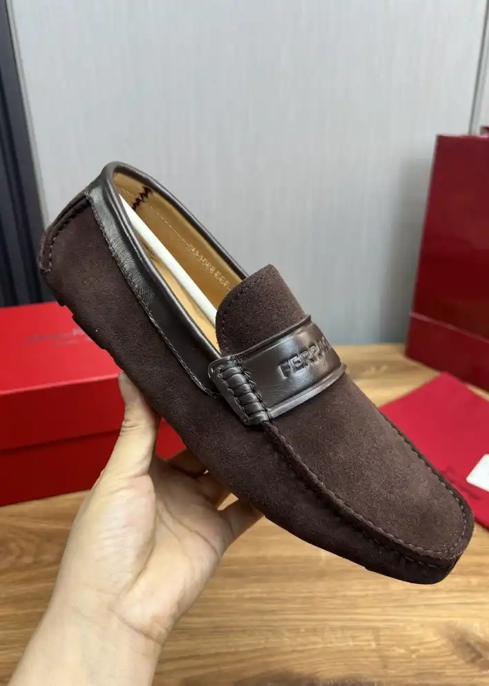 hype Ferragamo Leather Shoes