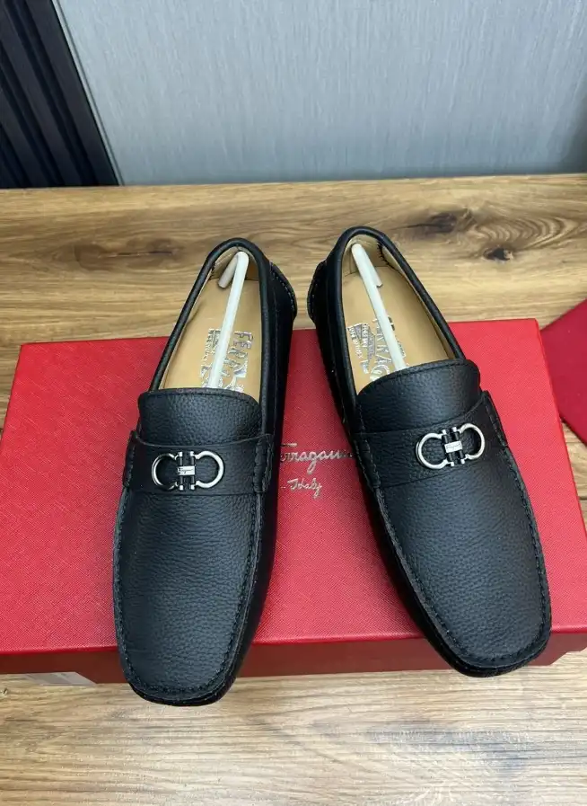 hype Ferragamo Leather Shoes