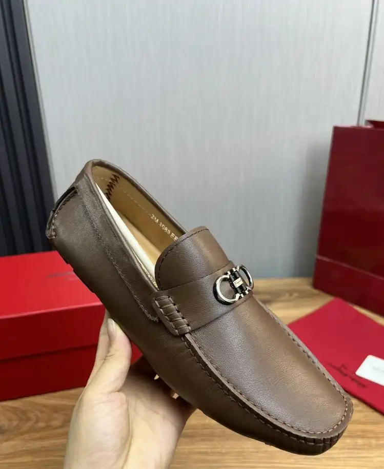 hype Ferragamo Leather Shoes