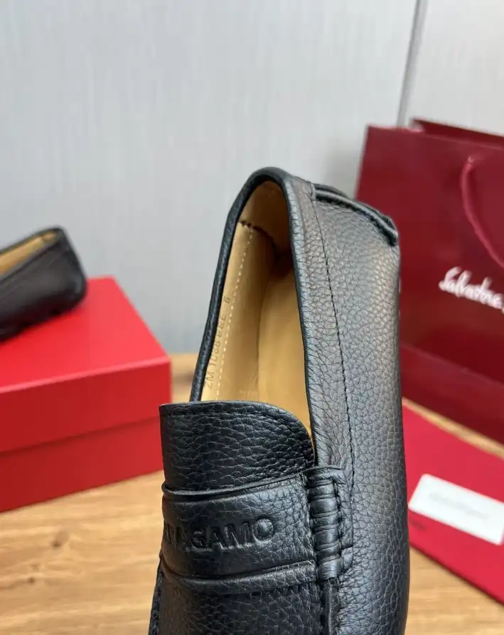 hype Ferragamo Leather Shoes