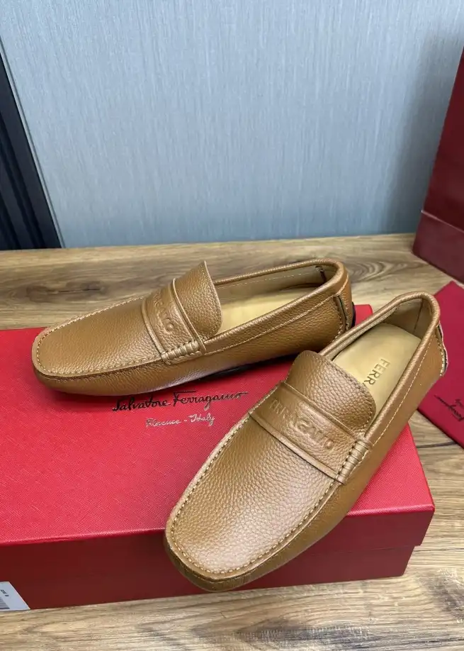 hype Ferragamo Leather Shoes