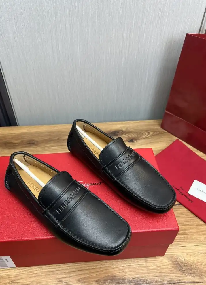 hype Ferragamo Leather Shoes