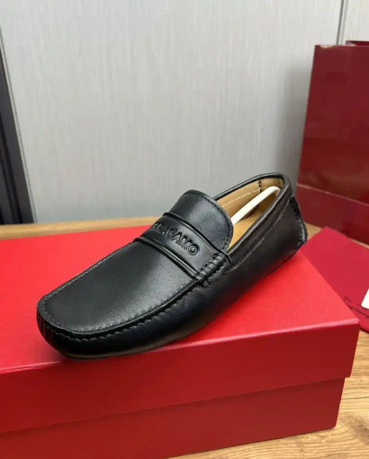 hype Ferragamo Leather Shoes