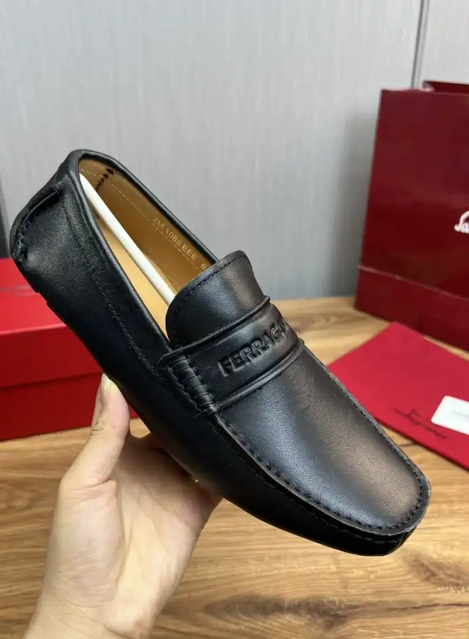 hype Ferragamo Leather Shoes