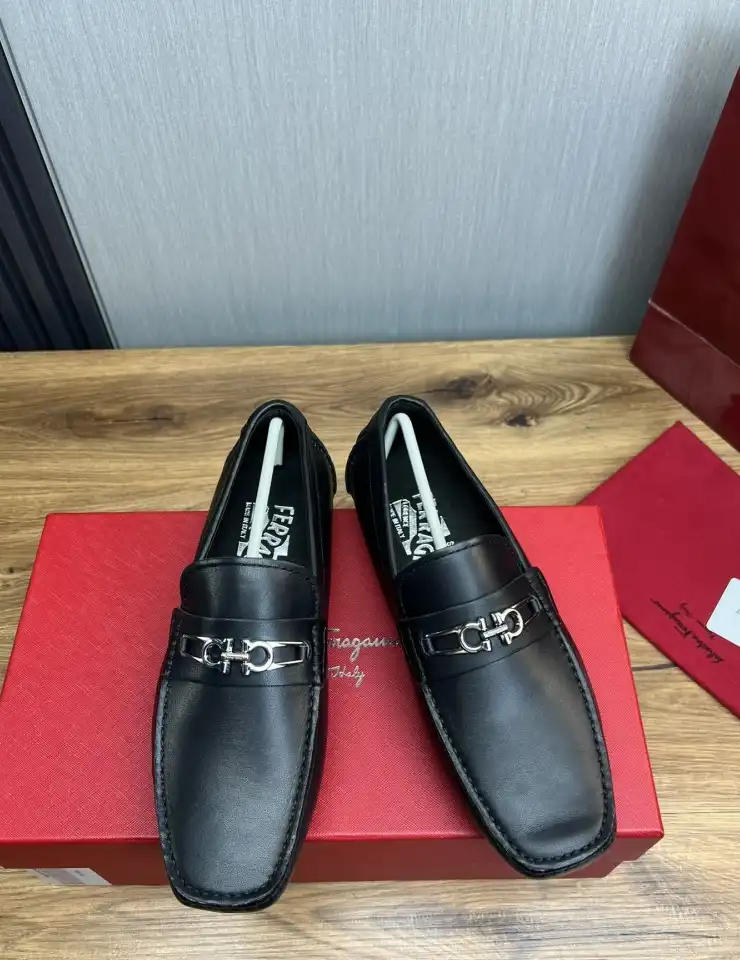 hype Ferragamo Leather Shoes