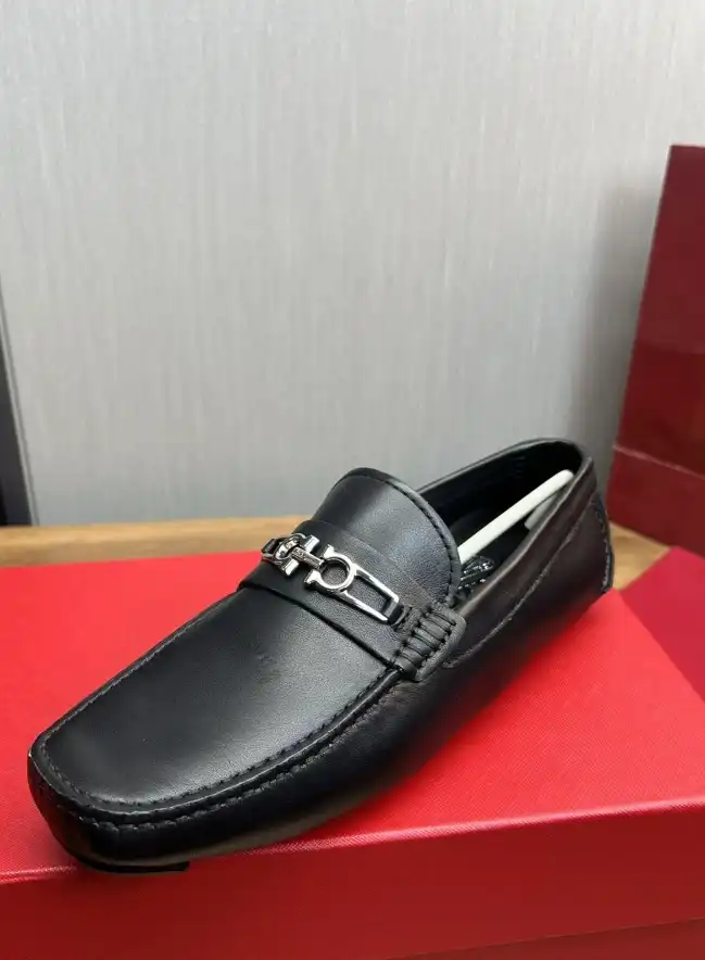 hype Ferragamo Leather Shoes