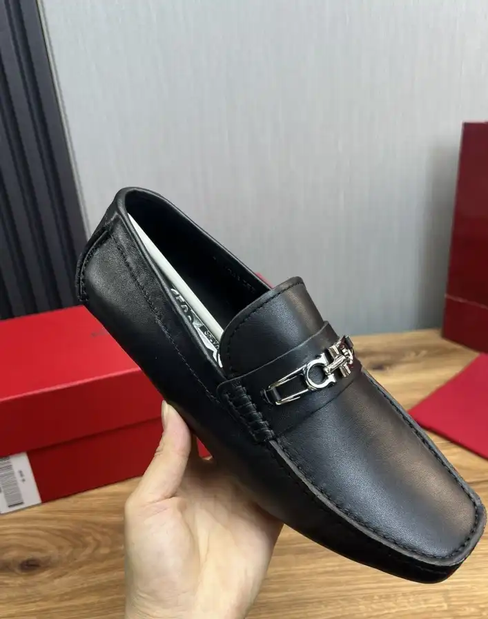 hype Ferragamo Leather Shoes