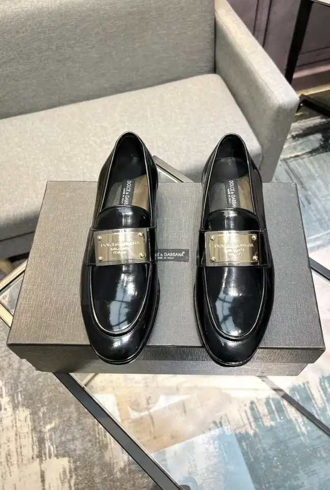 hype Dolce & Gabbana Leather Shoes