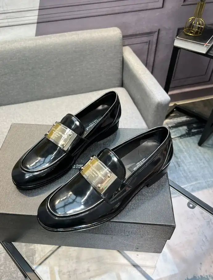 hype Dolce & Gabbana Leather Shoes