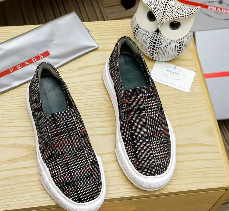 hype Prada Casual Shoes