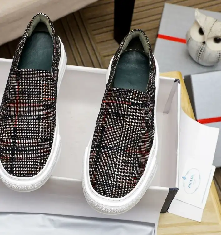 hype Prada Casual Shoes