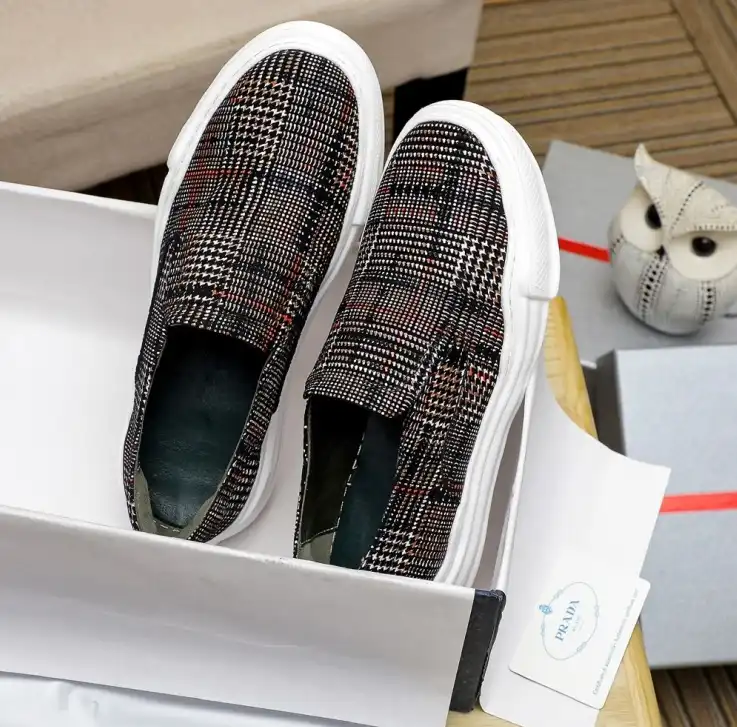 hype Prada Casual Shoes