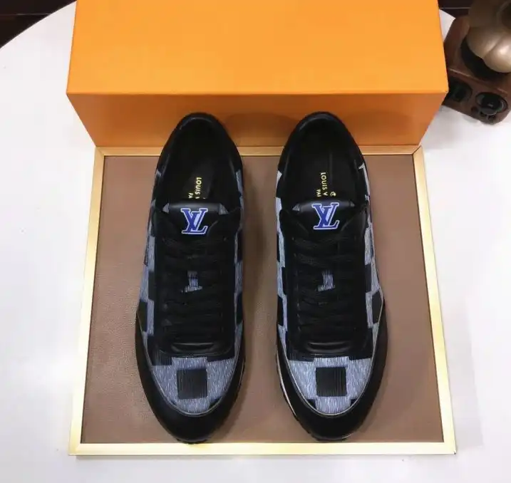 hype Louis Vuitton Sneakers