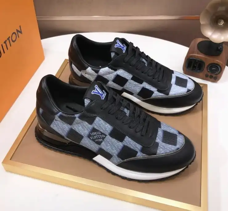 hype Louis Vuitton Sneakers