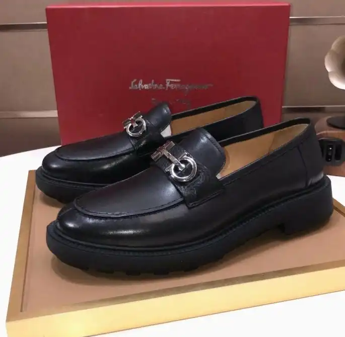 hype Ferragamo Leather Shoes