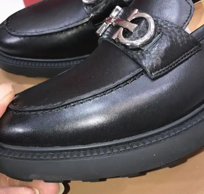 hype Ferragamo Leather Shoes