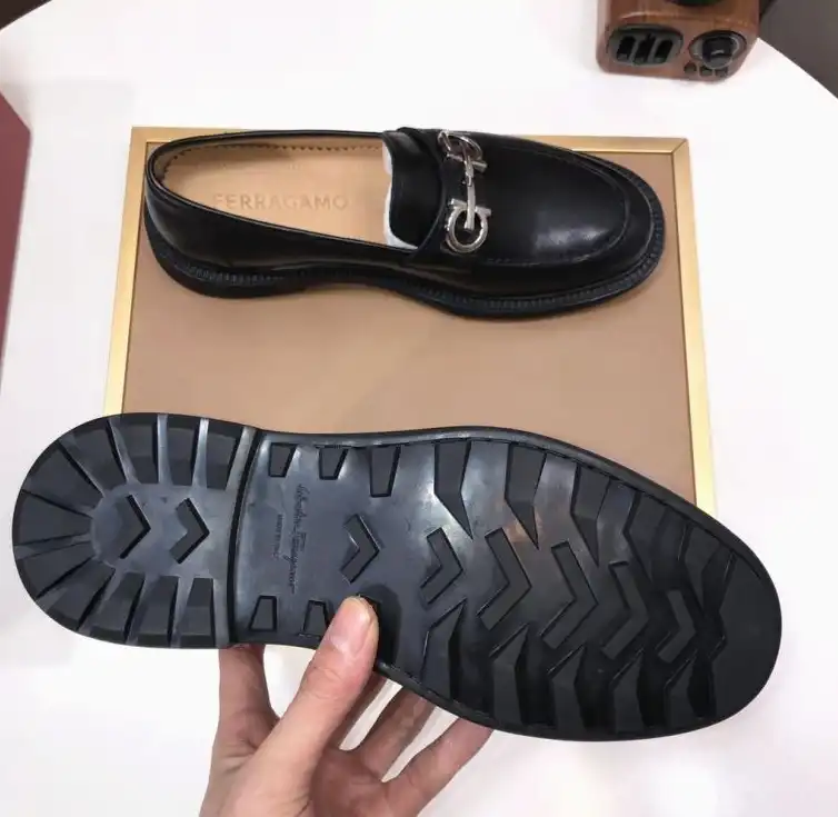 hype Ferragamo Leather Shoes