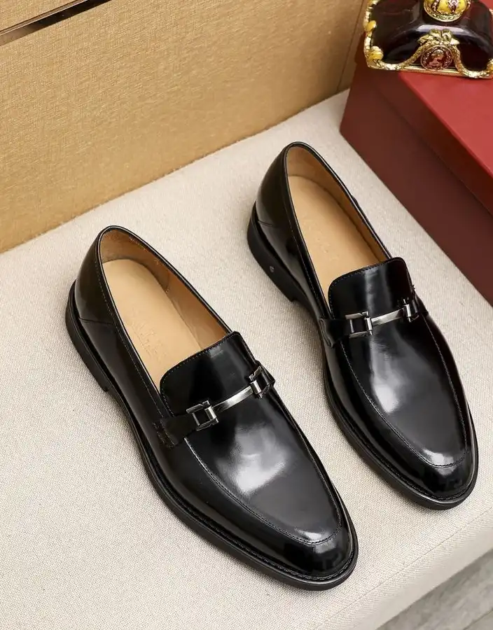 hype Ferragamo Leather Shoes