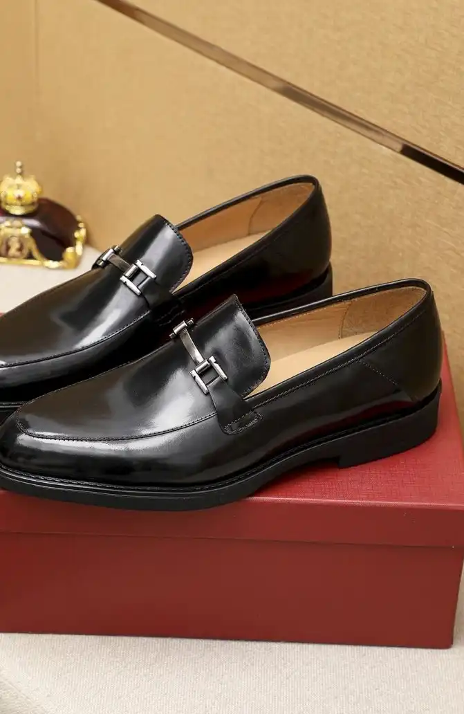 hype Ferragamo Leather Shoes