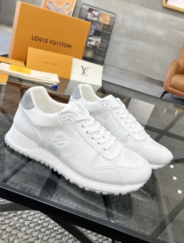 hype Louis Vuitton Sneakers