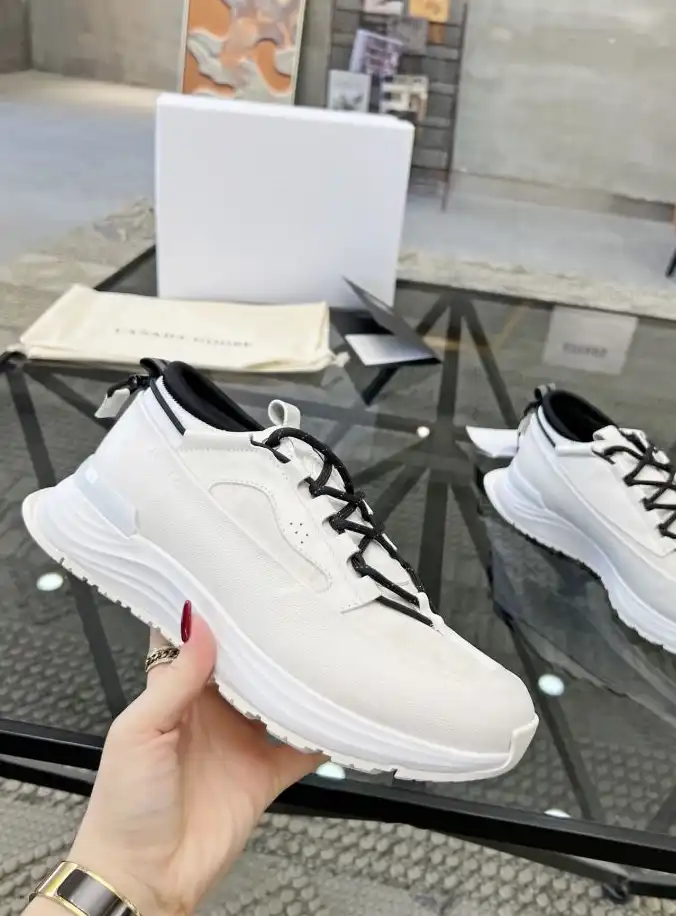 hype Givenchy Sneakers