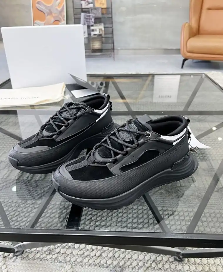 hype Givenchy Sneakers