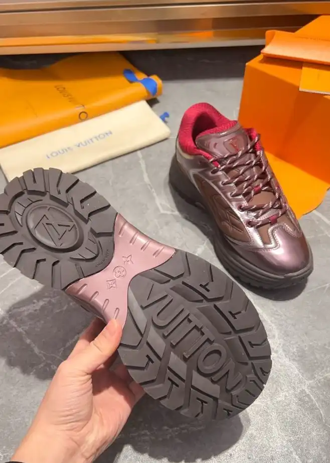 hype Louis Vuitton Sneakers