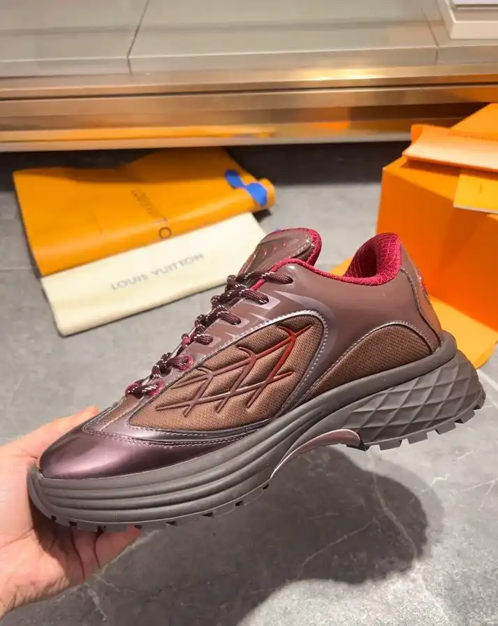 hype Louis Vuitton Sneakers