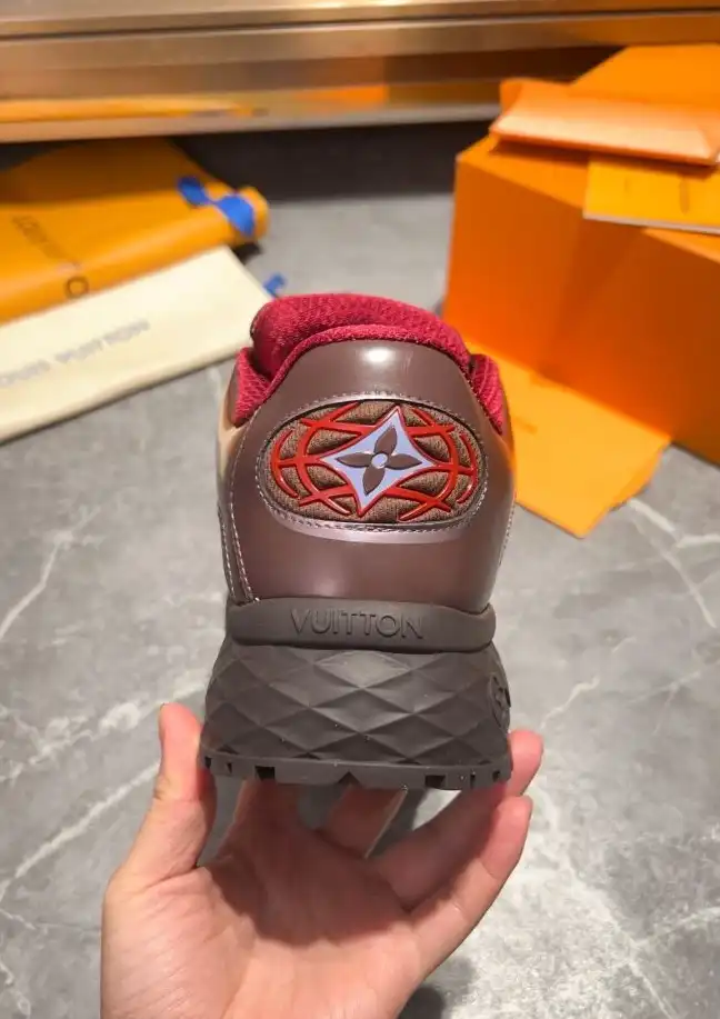 hype Louis Vuitton Sneakers