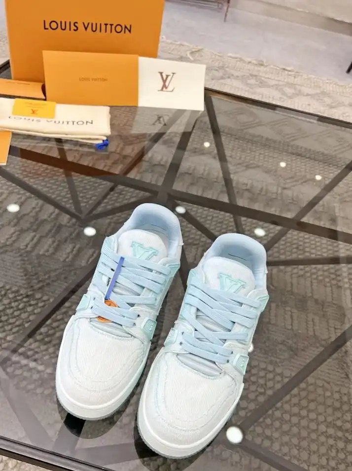 hype Louis Vuitton Sneakers