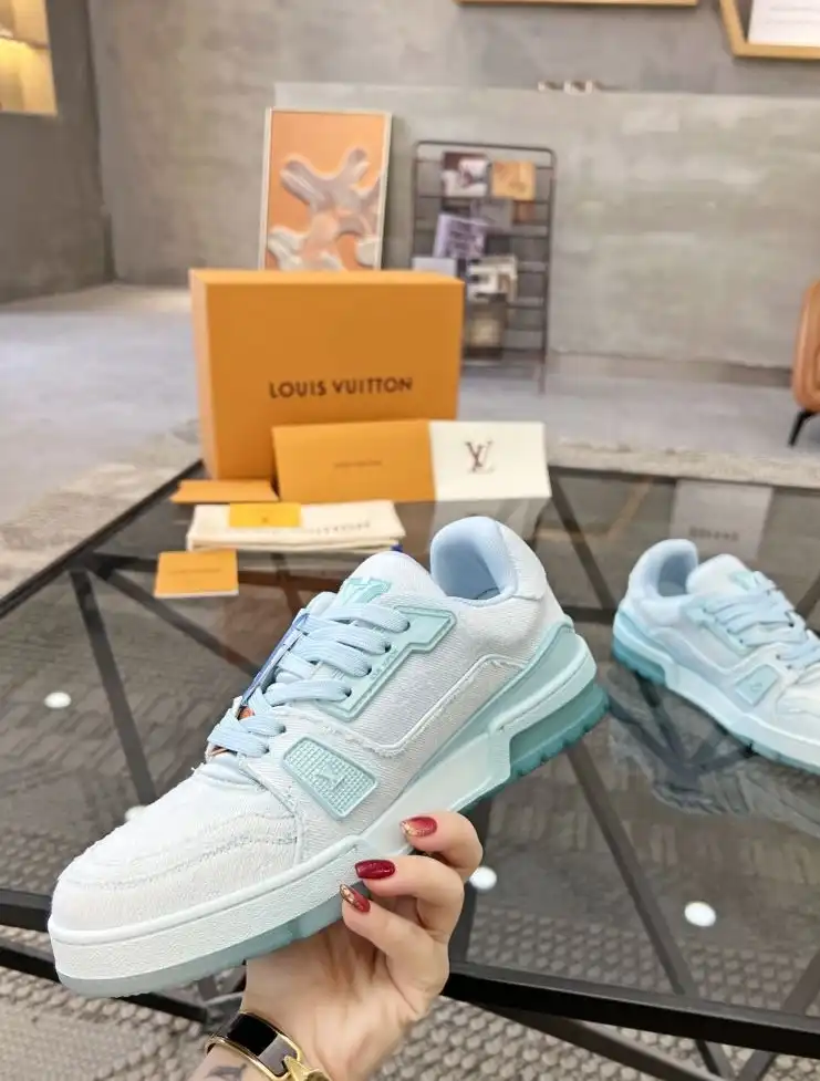 hype Louis Vuitton Sneakers