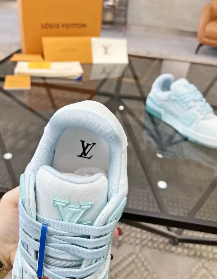 hype Louis Vuitton Sneakers