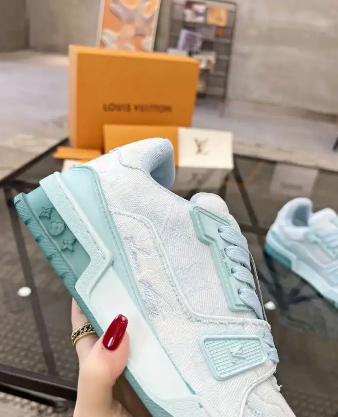 hype Louis Vuitton Sneakers