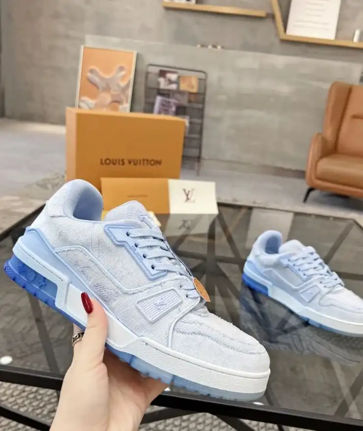 hype Louis Vuitton Sneakers