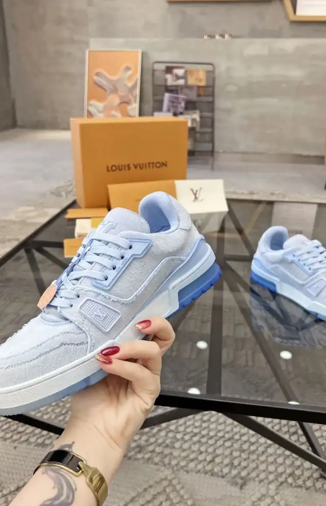 hype Louis Vuitton Sneakers