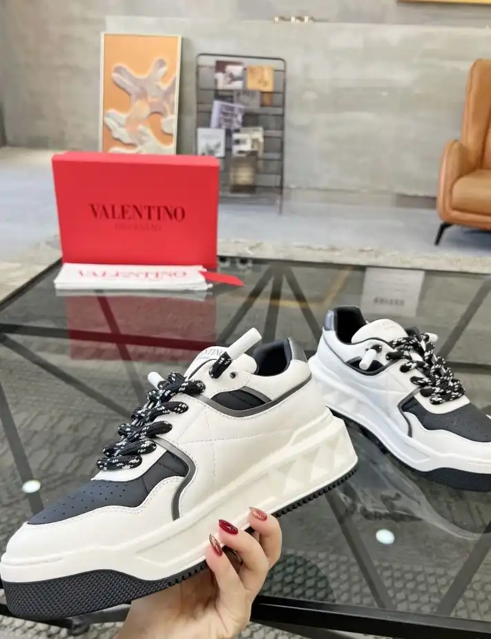 hype Valentino Casual Shoes