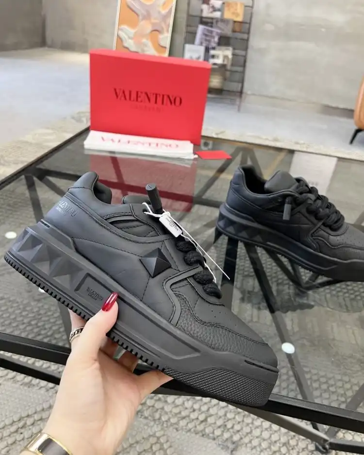 hype Valentino Casual Shoes